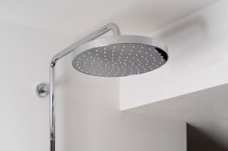 Душевая стойка Jacob Delafon Atom E26237-CP