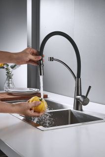 Смеситель для кухни Shevanik S743T-3 с подключением фильтра оружейная сталь/чёрный