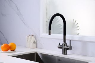 Смеситель для кухни Paulmark Salix Sa213419-GM воронёная сталь