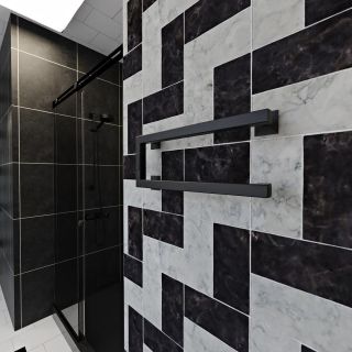 Полотенцесушитель электрический Indigo Nix DGN20-50BRRt 20x50 см чёрный муар