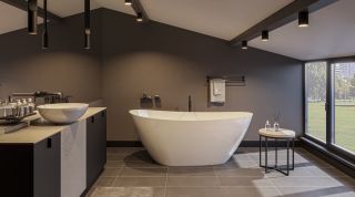 Ванна из искусственного камня Whitecross Spinel A 0209.150070.100 150x70см белый глянец